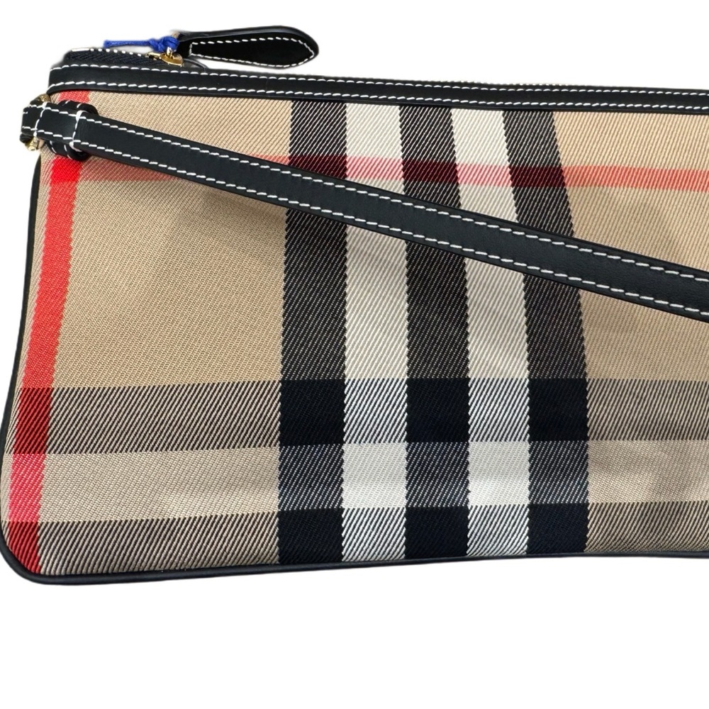 BURBERRY HOUSE CHECK WRISTLET - Picture 3 of 4